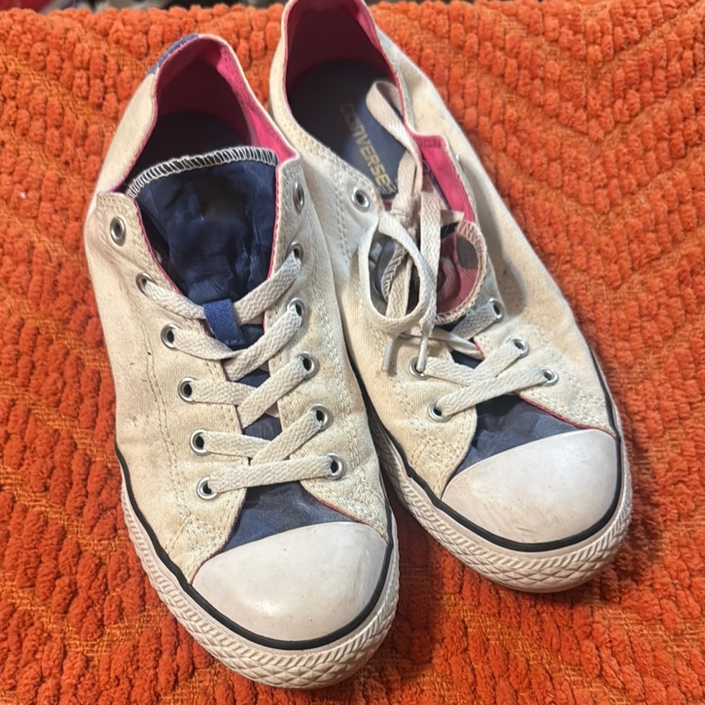 2/25 Converse White, Pink and Blue Chuck Taylor Sneakers